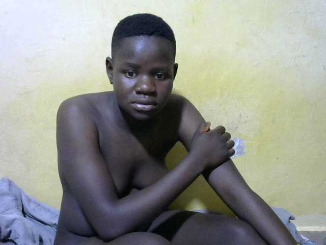 Live sex webcam photo for sexy-yola #275573558