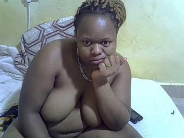 Live sex webcam photo for sexy-yola #275635452