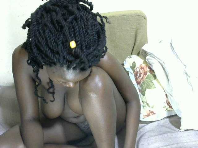 Live sex webcam photo for sexy-yola #276264515