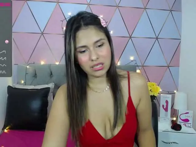 Live sex webcam photo for sexyVioleta #272160540