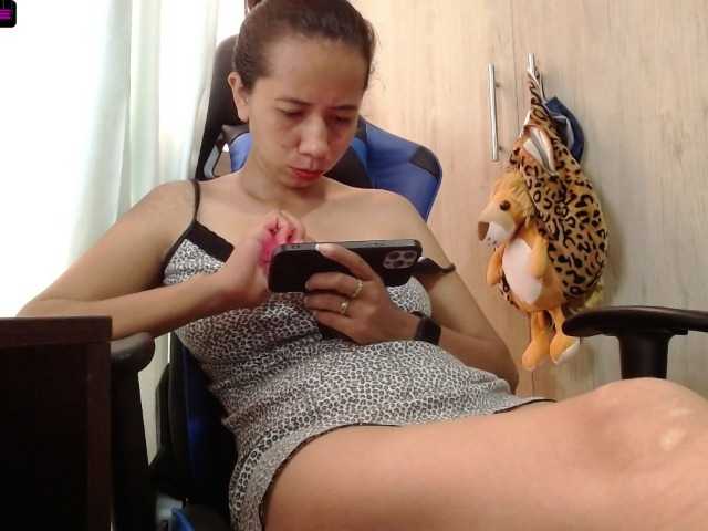 Live sex webcam photo for sexya-1 #272316381