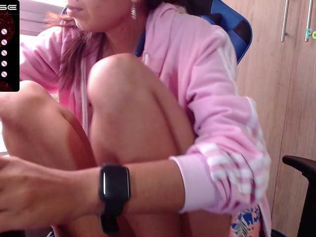 Live sex webcam photo for sexya-1 #272449732