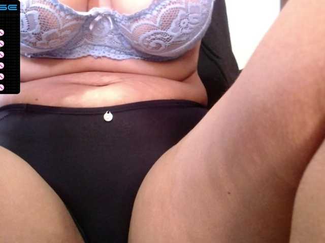 Live sex webcam photo for sexya-1 #275949305