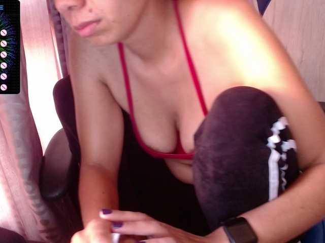 Live sex webcam photo for sexya-1 #276276301