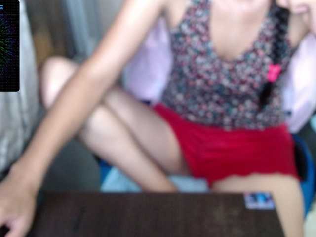Live sex webcam photo for sexya-1 #276280525