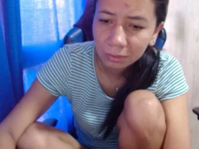 Live sex webcam photo for sexya-1 #291765765