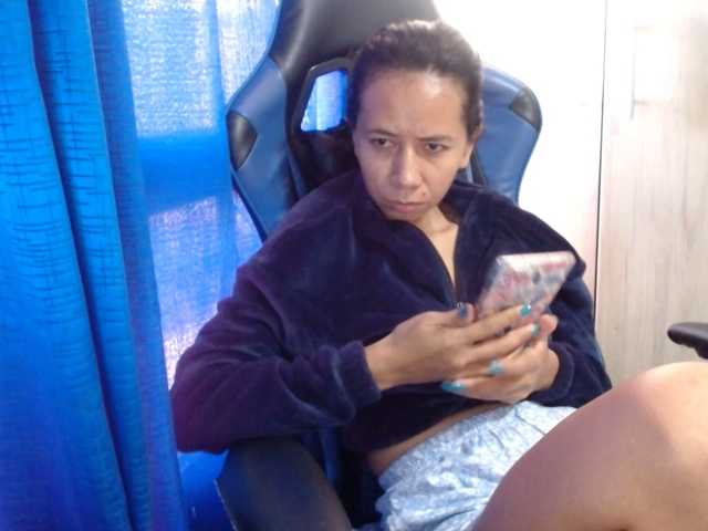 Live sex webcam photo for sexya-1 #291925726