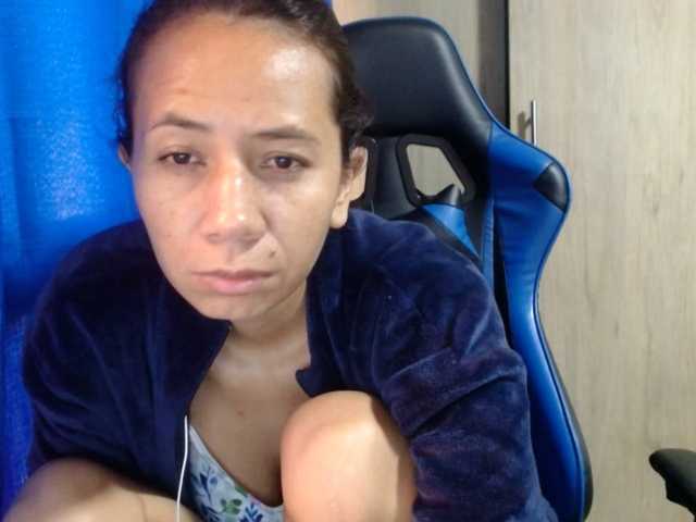 Live sex webcam photo for sexya-1 #292060622