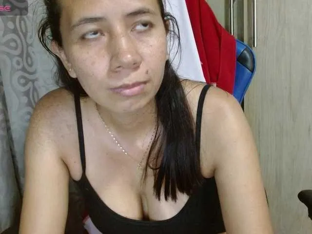 Live sex webcam photo for sexya-1 #293803109
