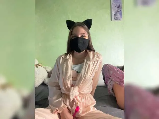 Live sex webcam photo for sexyangel2348 #274630318