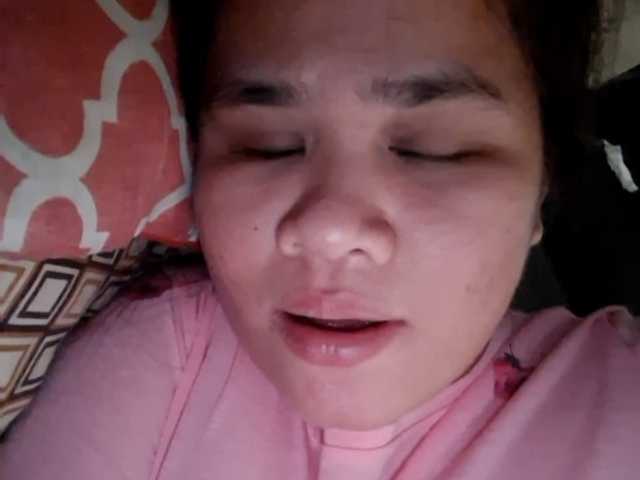 Live sex webcam photo for sexyasian27 #290526080