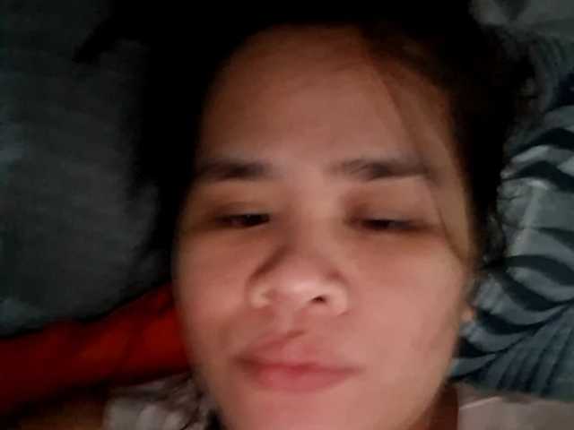 Live sex webcam photo for sexyasian27 #290558974