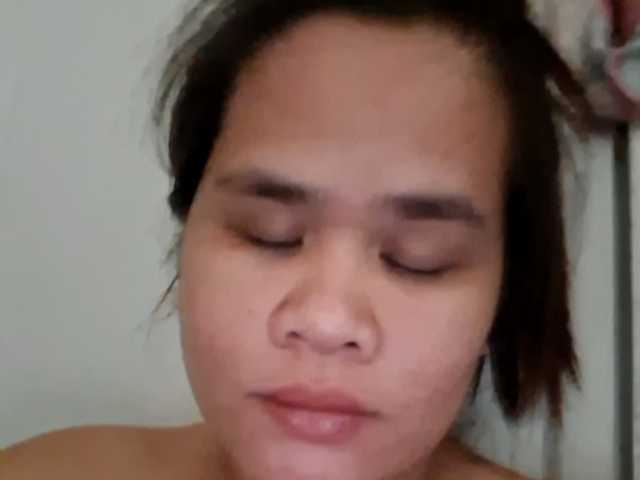 Live sex webcam photo for sexyasian27 #290652366