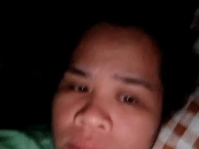 Live sex webcam photo for sexyasian27 #291129474