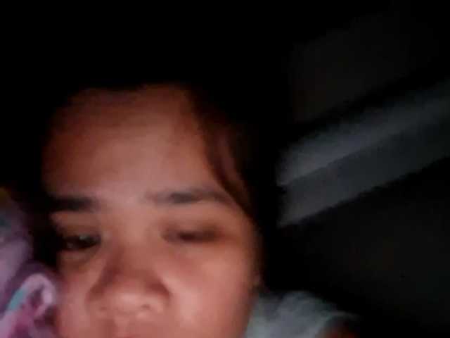 Live sex webcam photo for sexyasian27 #291397250