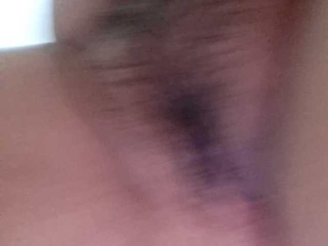 Live sex webcam photo for sexyasian27 #291499524