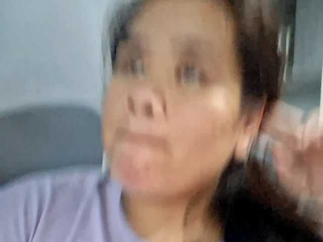 Live sex webcam photo for sexyasian27 #291741123