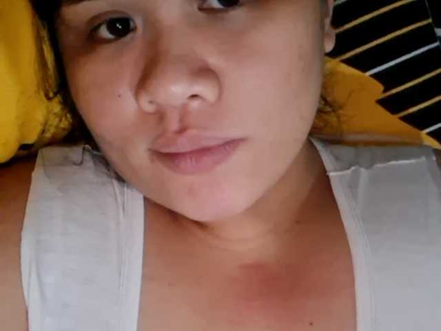 Live sex webcam photo for sexyasian27 #292205340