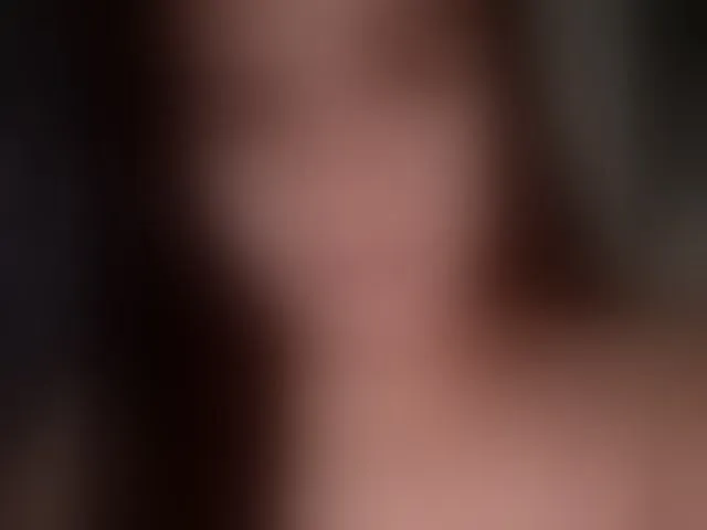 Live sex webcam photo for sexyasian27 #293050734