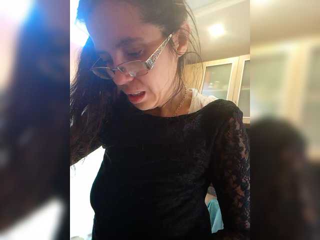 Live sex webcam photo for sexybadbitch #290381235