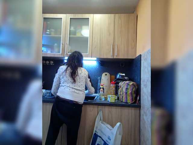 Live sex webcam photo for sexybadbitch #290453187