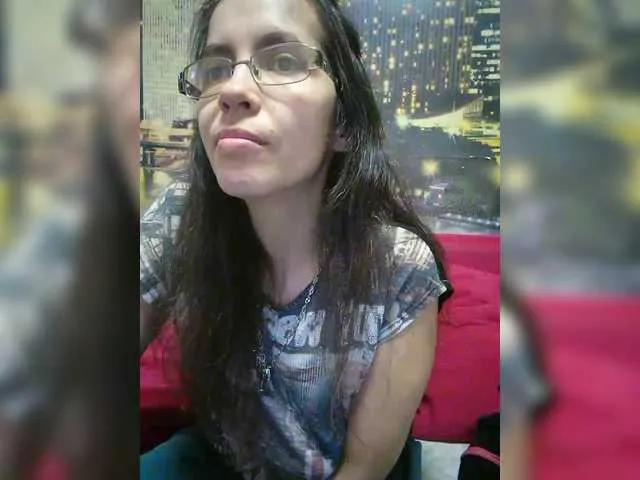 Live sex webcam photo for sexybadbitch #290500552