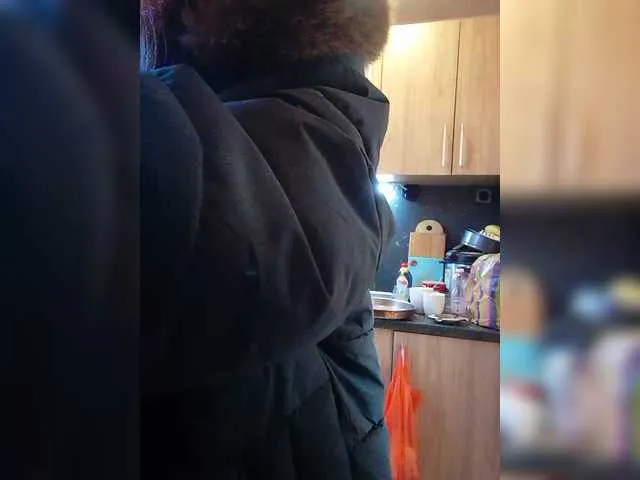 Live sex webcam photo for sexybadbitch #290548205