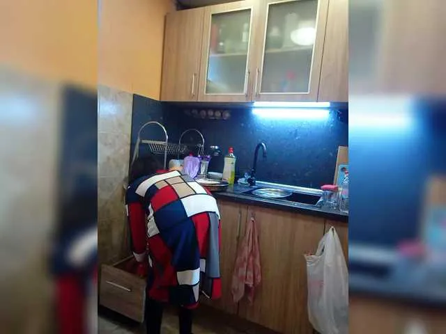 Live sex webcam photo for sexybadbitch #290589102