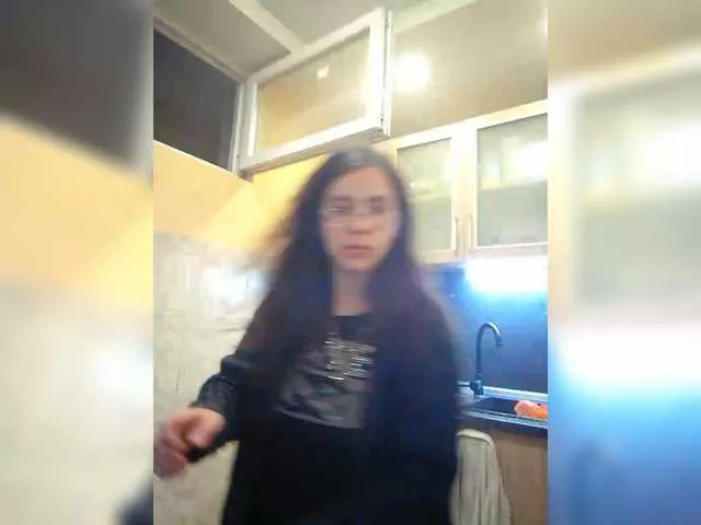 Live sex webcam photo for sexybadbitch #290637391