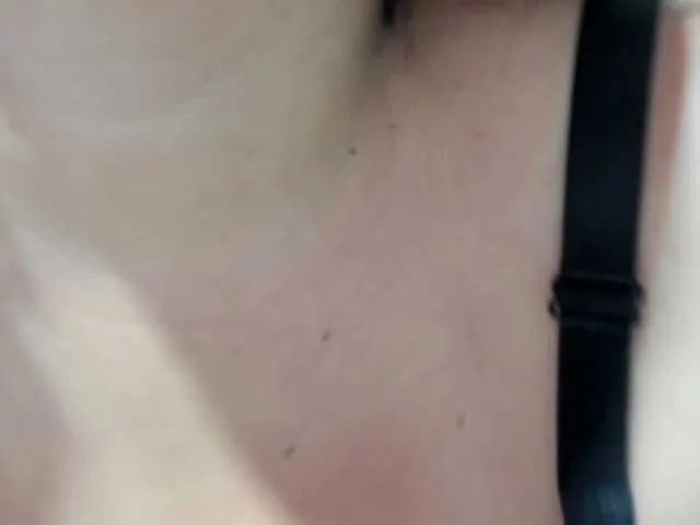 Live sex webcam photo for sexyboom231 #277532479