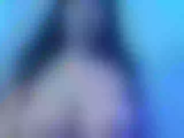Live sex webcam photo for sexyboom231 #277686156