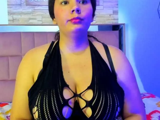 Live sex webcam photo for sexyboom231 #278126987