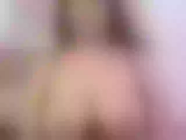 Live sex webcam photo for sexyboom231 #278221457