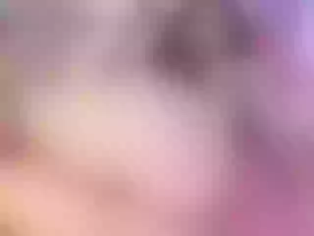 Live sex webcam photo for sexyboom231 #289391497