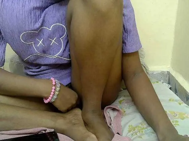 Live sex webcam photo for sexybounty2 #291401881