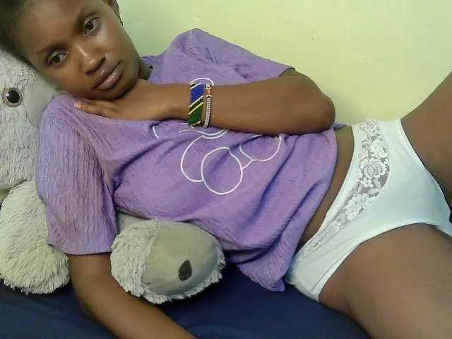 Live sex webcam photo for sexybounty2 #292996426