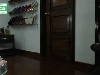 Live sex webcam photo for sexybushx #124767958