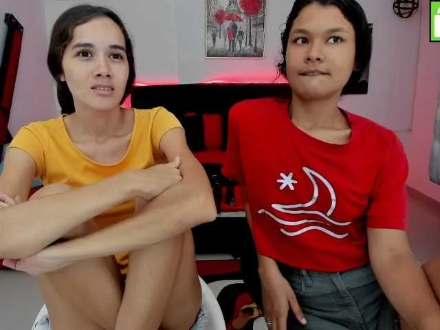 Live sex webcam photo for sexychanell-1 #275795325