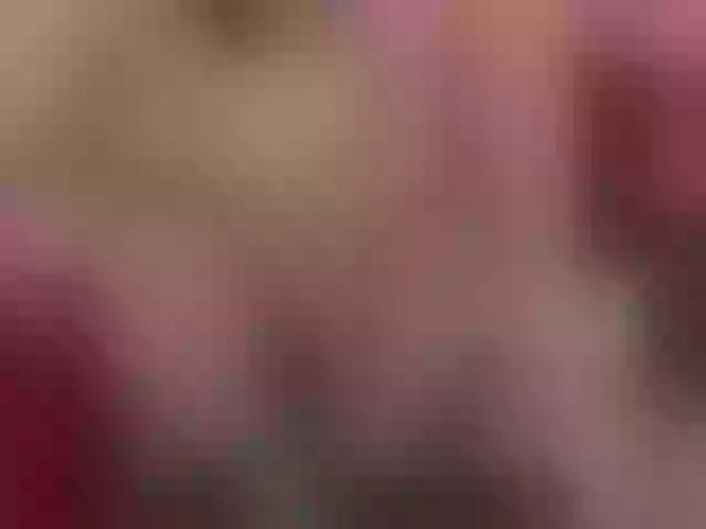 Live sex webcam photo for sexychanell-1 #276365817
