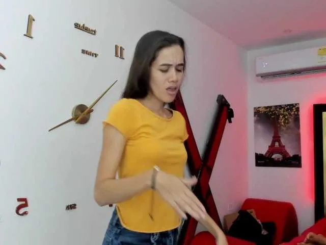 Live sex webcam photo for sexychanell-1 #277167444