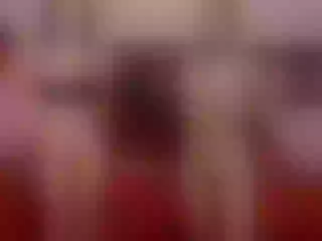 Live sex webcam photo for sexychanell-1 #277182046