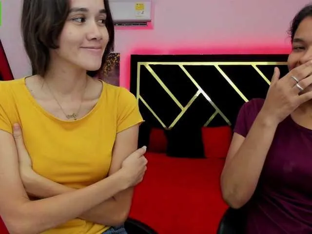 Live sex webcam photo for sexychanell-1 #277385003