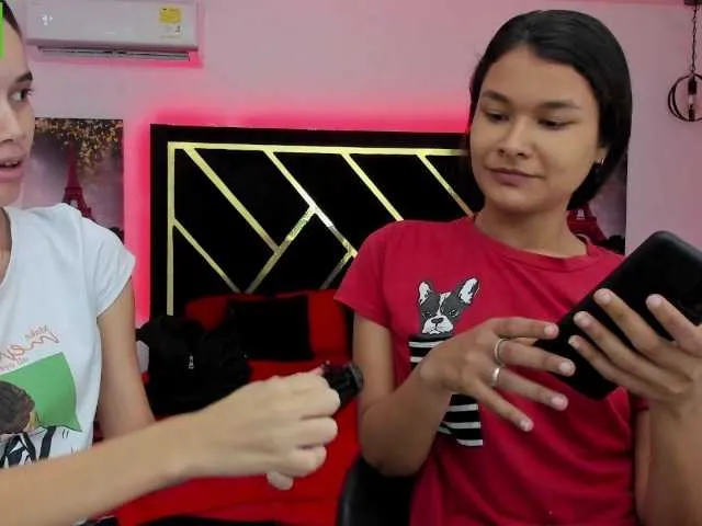 Live sex webcam photo for sexychanell-1 #277433282