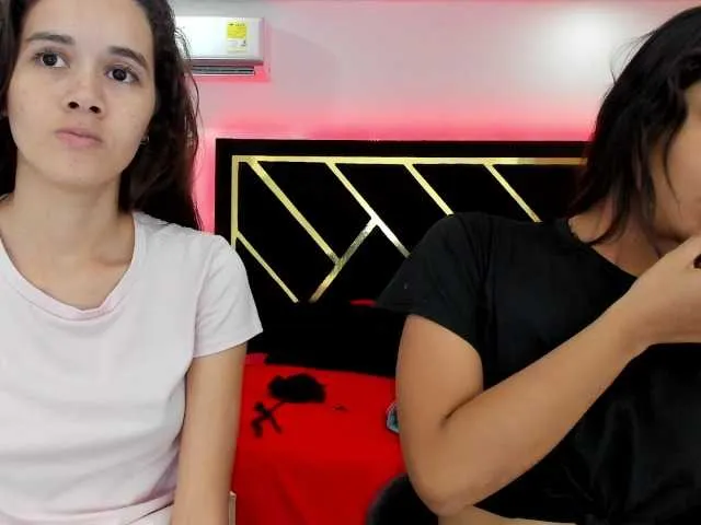 Live sex webcam photo for sexychanell-1 #277662046