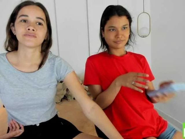 Live sex webcam photo for sexychanell-1 #290884819