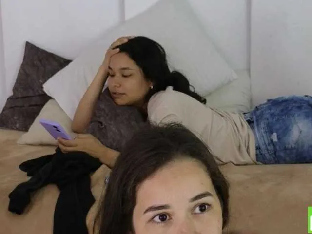 Live sex webcam photo for sexychanell-1 #292256599