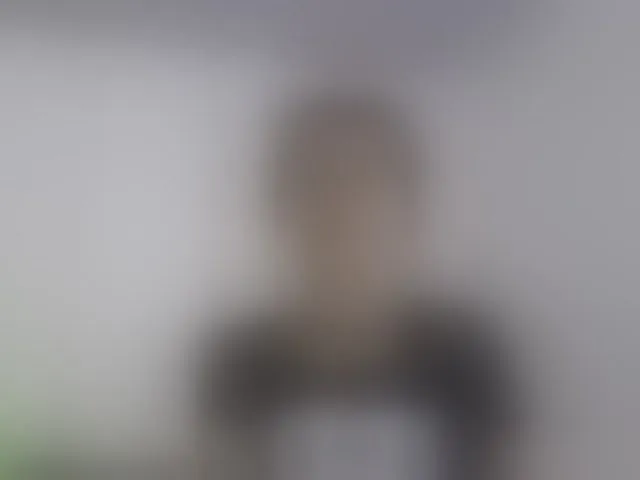 Live sex webcam photo for sexychanell-1 #293801013