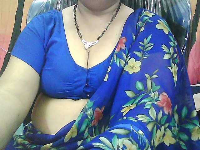 Live sex webcam photo for sexycharu #290343499