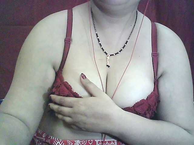 Live sex webcam photo for sexycharu #290555444