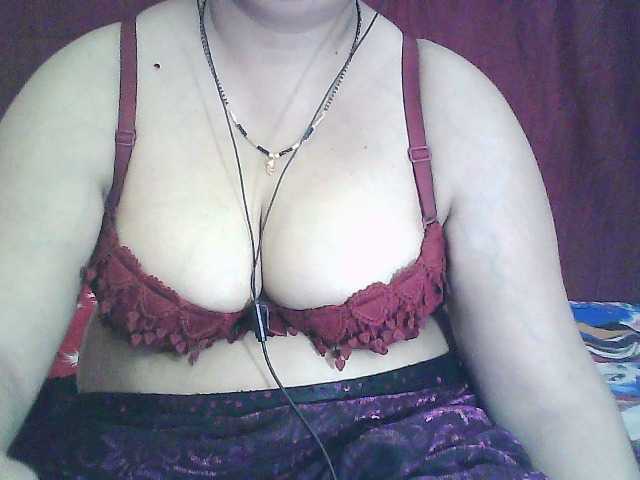 Live sex webcam photo for sexycharu #290571575